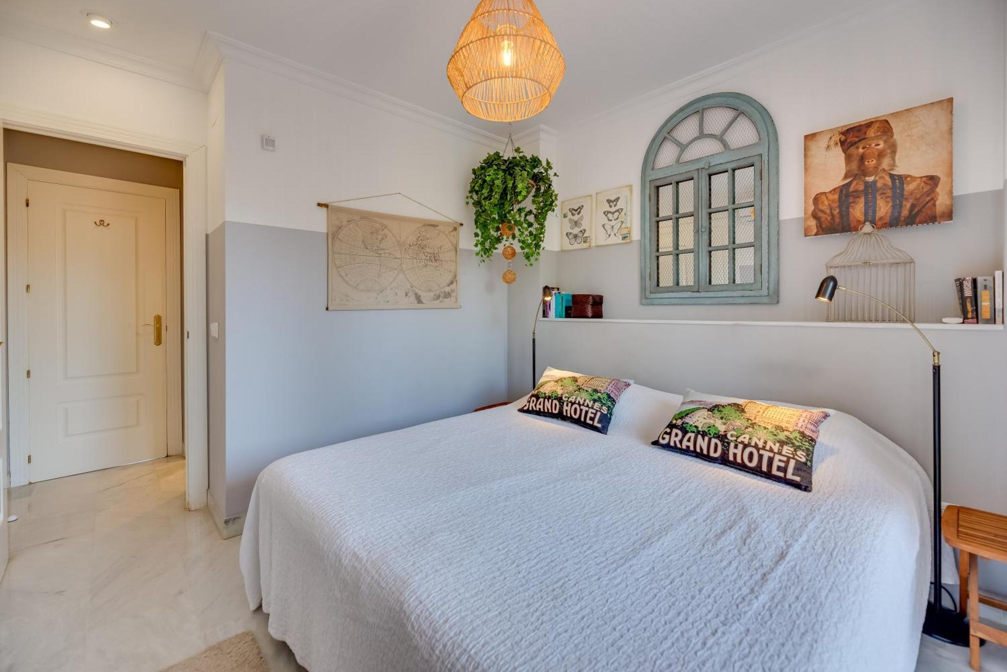 Elegant 2 Bdrm Penthouse With Bbq And Pools Marbellac