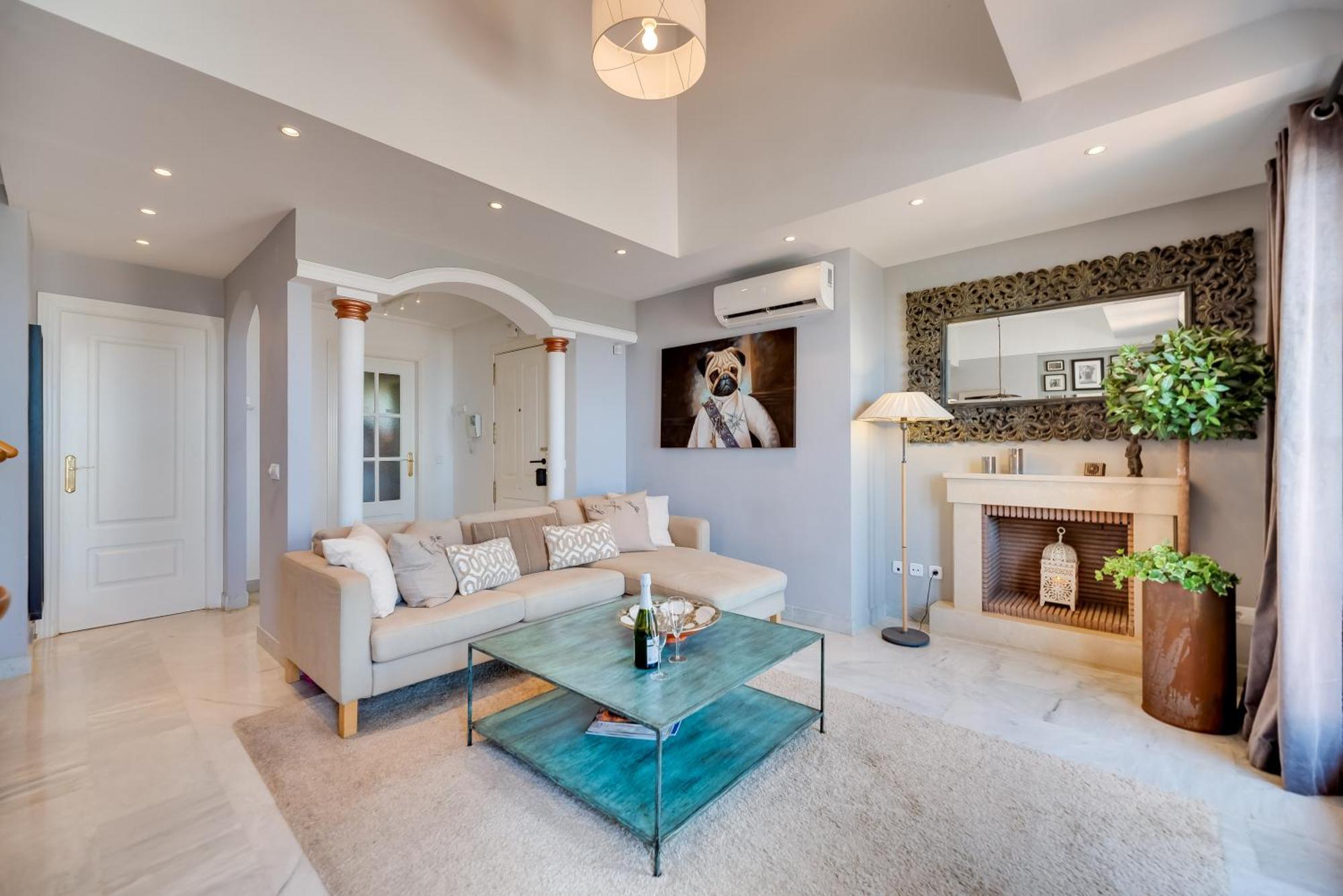 Lägenhet Elegant 2 Bdrm Penthouse With Bbq And Pools