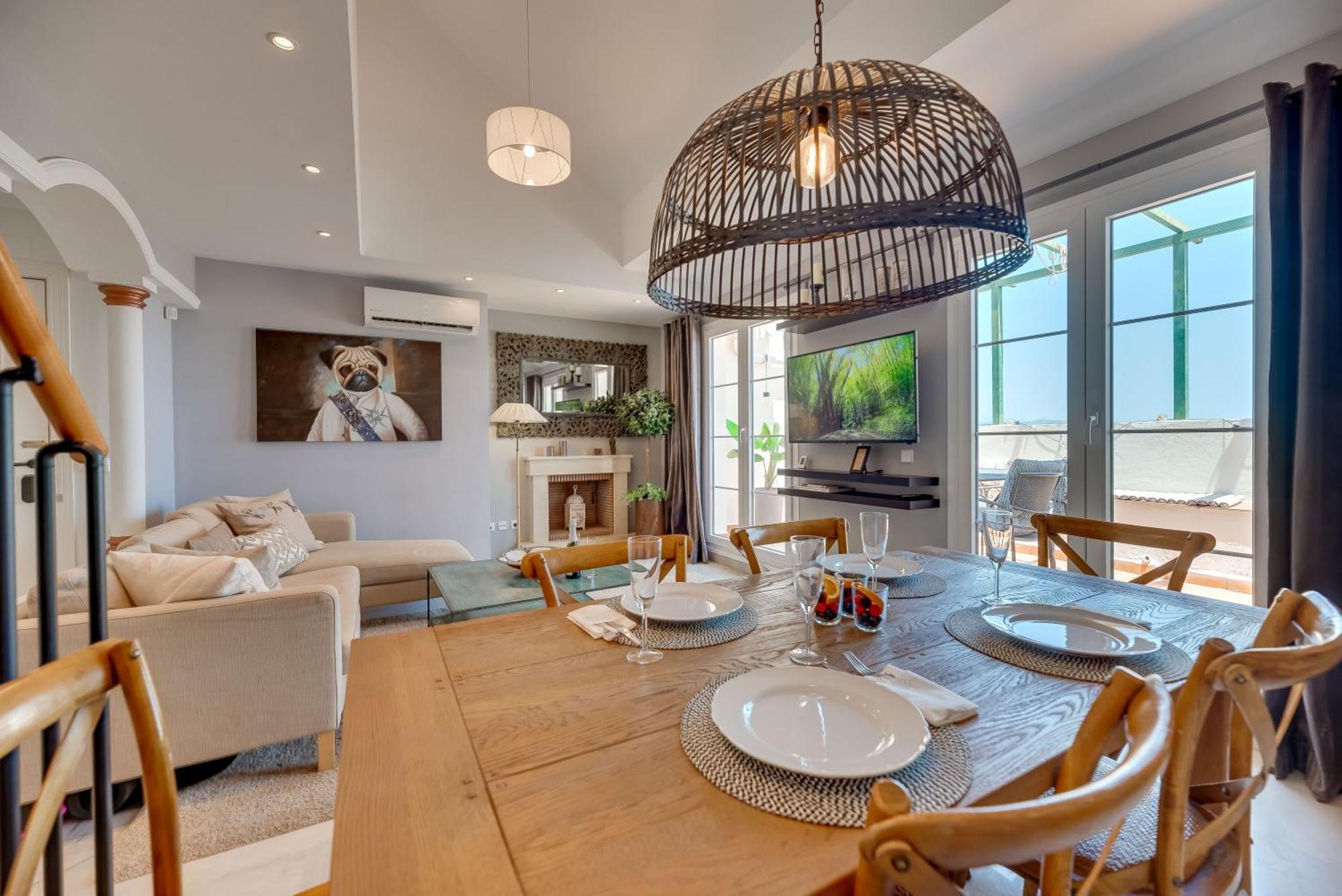Elegant 2 Bdrm Penthouse With Bbq And Pools Lägenhet Marbella