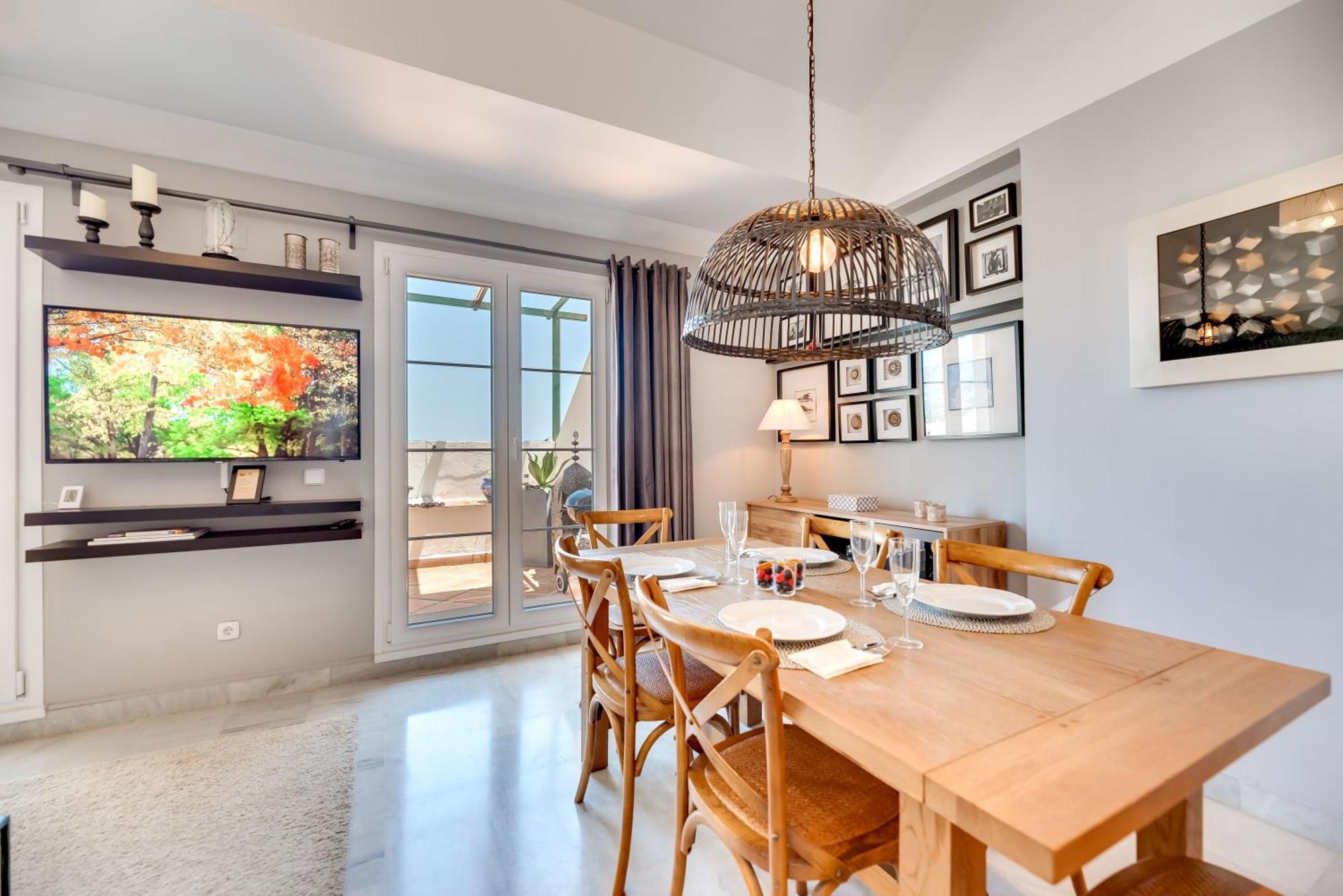 Lägenhet Elegant 2 Bdrm Penthouse With Bbq And Pools *